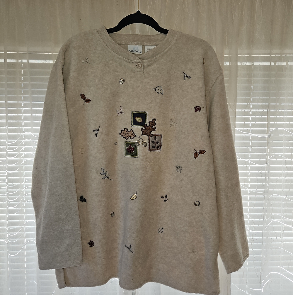 Bobbie Brooks Cream Embroidered Crewneck Sweater
